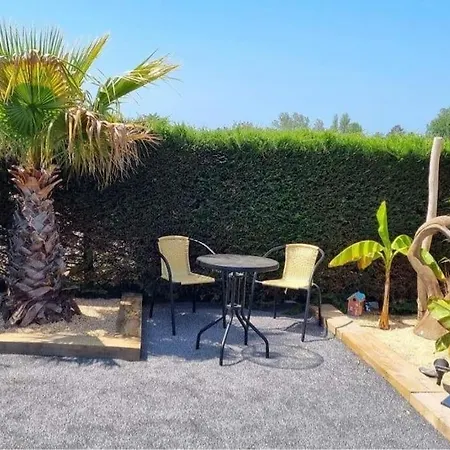 O Bulles D'agon Prive Holiday home *